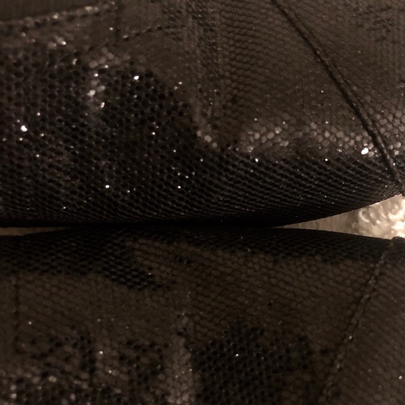 LIKE NEW TOMS | Black Glittered Toms Slip-on Shoes - Picture 6 of 6